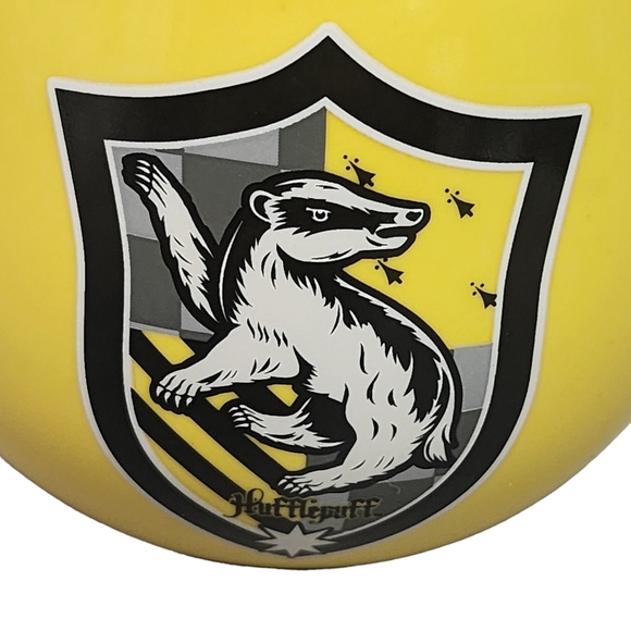 Harry Potter Hufflepuff Cup - Picture 3 of 10